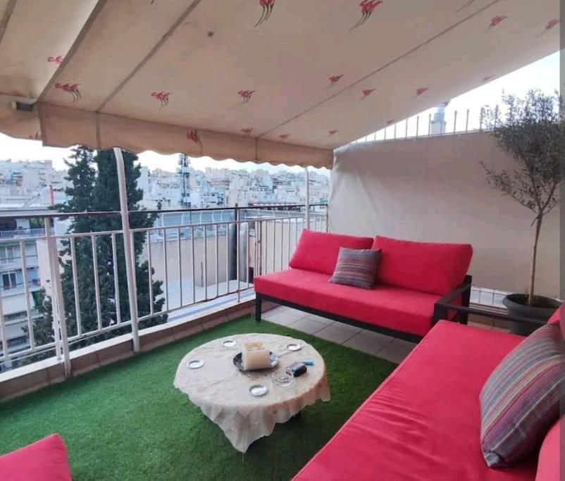 7Th Floor Spacious Veranda In The Heart Of Athena Bagian luar foto