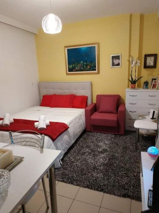 7Th Floor Spacious Veranda In The Heart Of Athena Bagian luar foto